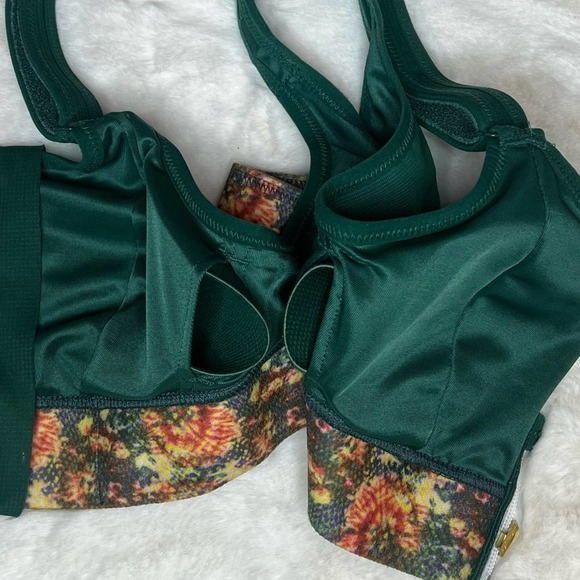 SHEFIT, Limited Edition, Ultimate Sports Bra - CONQUER Women’s Size Small - Picture 9 of 11